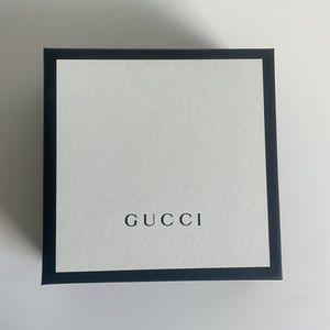Gucci box